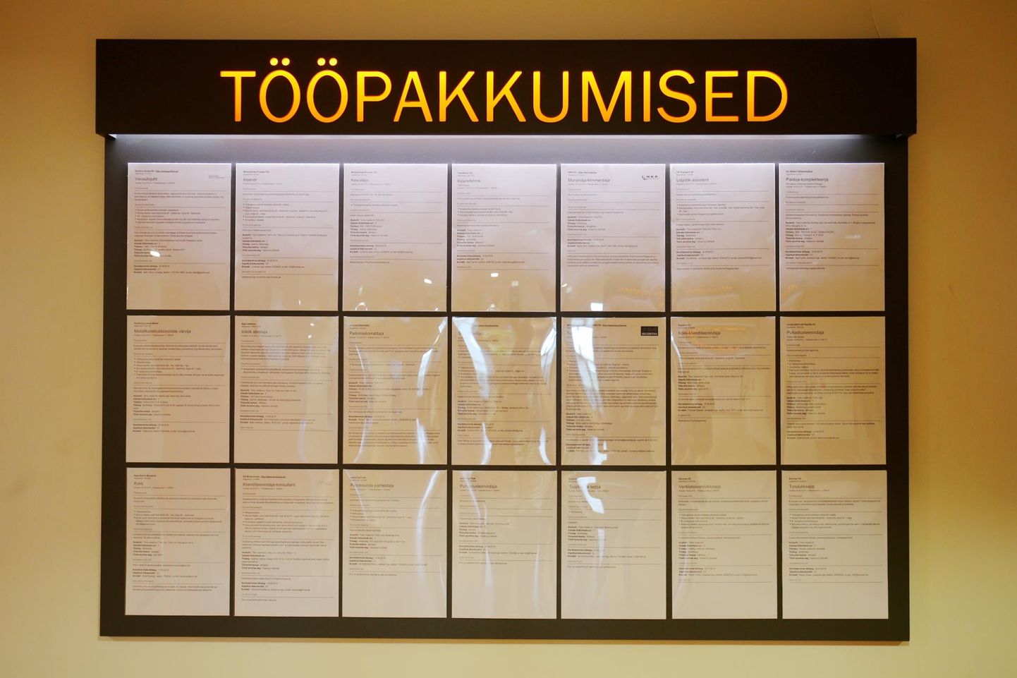Enim vajatakse Pärnu maakonnas teenindus- ja müügitöötajaid ja lihttöölisi.