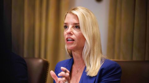 Meedia: Trump tagandas justiitsminister Pam Bondi