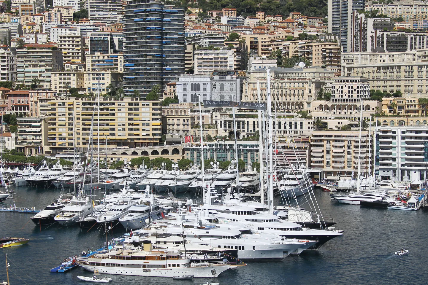 Monaco jahinäitus.