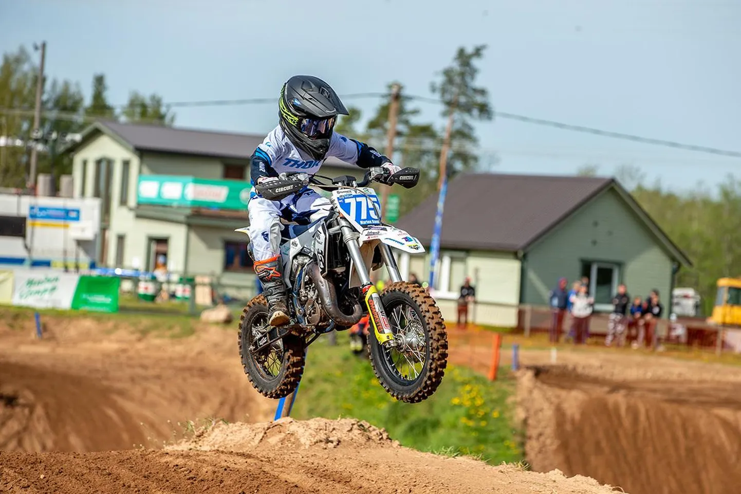 Võistlusklassis 65cc võistlev Viljandi motospordiklubi krossisõitja Marten Raud valiti Eesti kiireimate noorte sõitjate seas Eesti noortekoondisse.