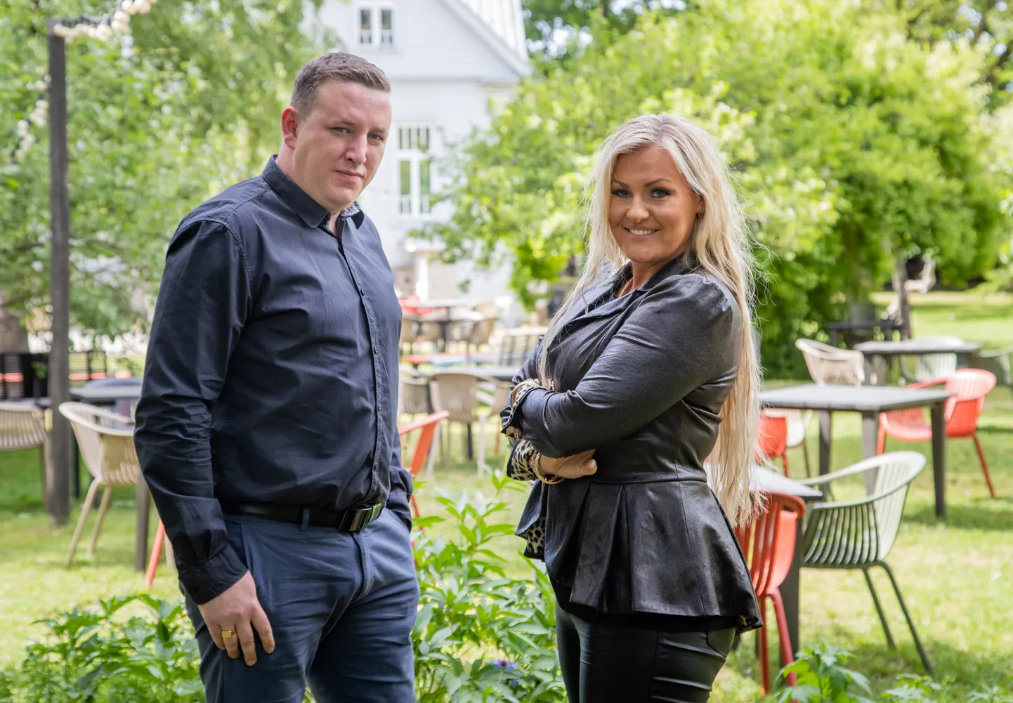 Ansambli Patune pool liiklmed Sünne Valtri ja Edvin Petrov.