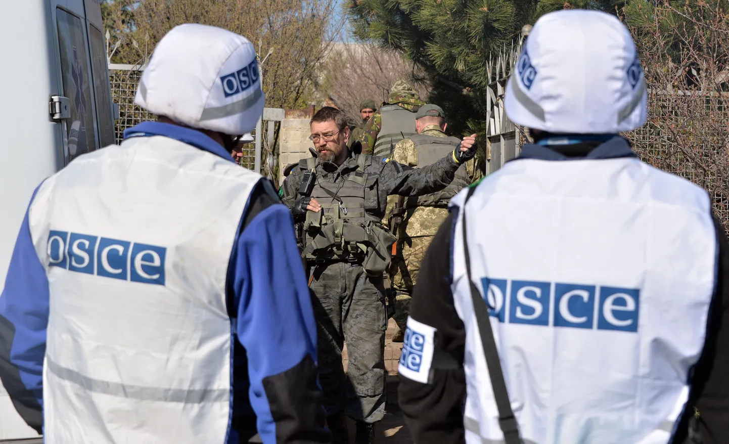 Сотрудники ОБСЕ на Украине.