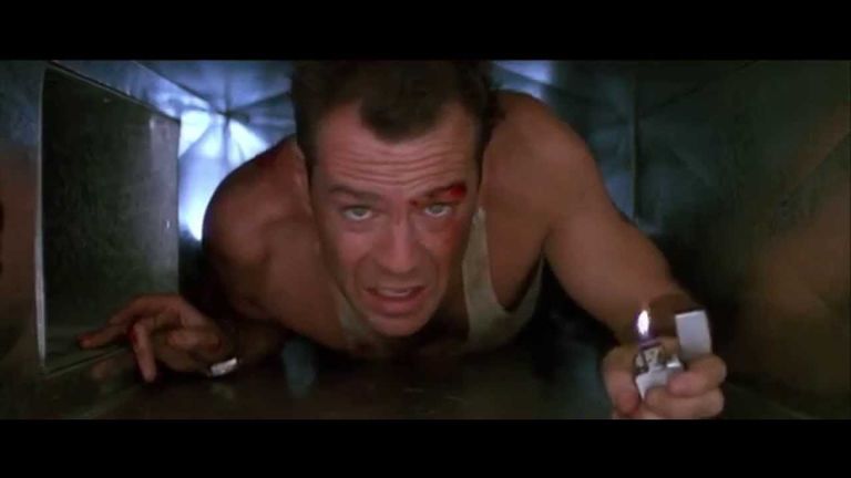 Bruce Willis politseinik John McClane'ina 1988. aasta filmis «Die Hard» (Visa hing)