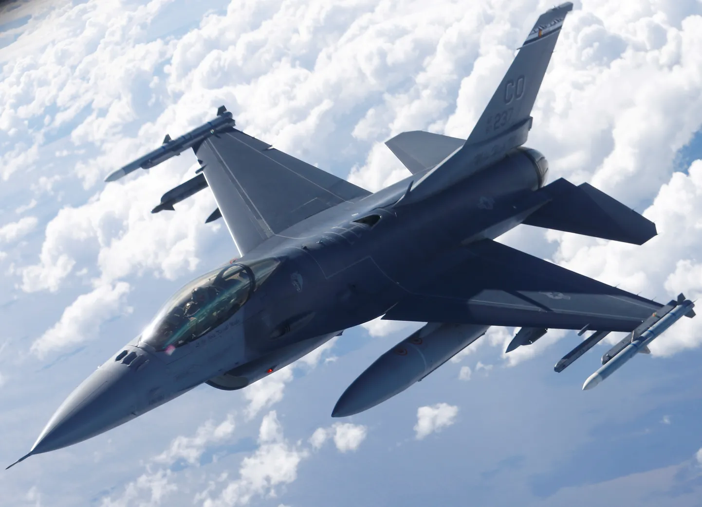 F-16. Pilt on illustratiivne.