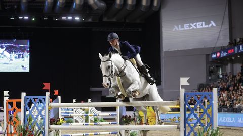 Ühe aegade keeruliseima raja kiuste murdis Eesti meister Horse Show’l needuse