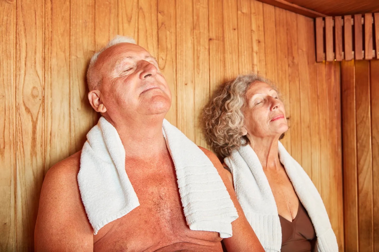 Saunas käimise pärast ei peaks muretsema tõenäoliselt inimesed, kes saavad ilma probleemideta hakkama mõõduka treeninguga, nagu pooletunnine kõnd või 3-4 korrust trepikõndi ilma peatumata.