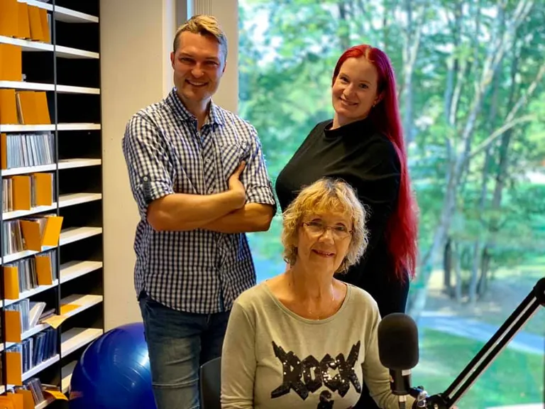 Lauri Hermann, Reet Linna ja Tiiu Sommer raadio Elmar stuudios