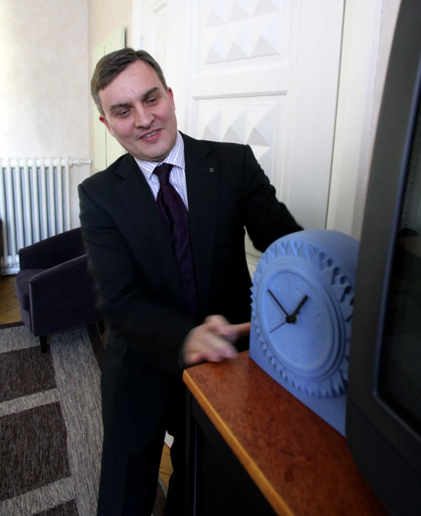 Riigikogu kantselei direktoril Heiki Sibulal tiksub aeg ikka sama kiiresti.