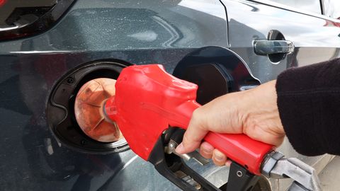 Baltijas valstīs nedaudz samazinājušās degvielas cenas