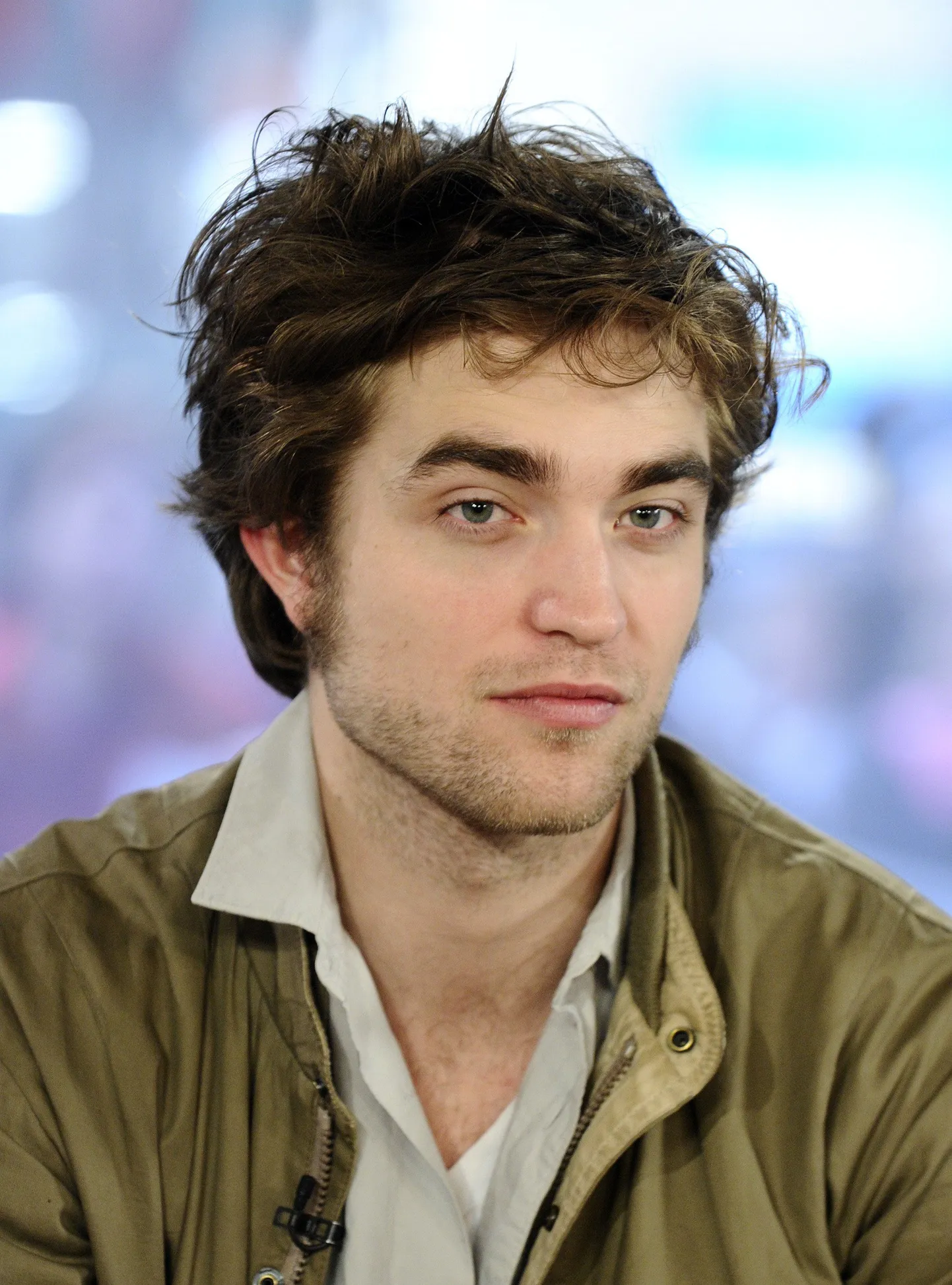 Robert Pattinson.