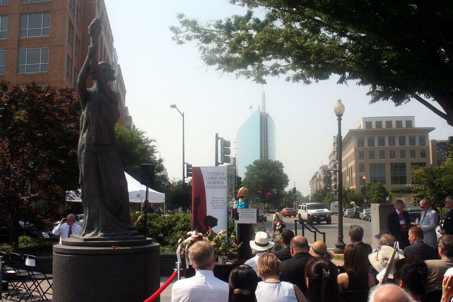 9. juunil mälestati Washingtonis Kapitooliumi lähistel asuva memoriaali juures kommunistlike režiimide ohvreid.