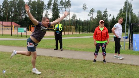 PILDIGALERII ⟩ Eesti omavalitsuste juhid tegid Ida-Virumaal kaks päeva sporti