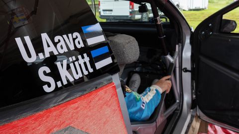 GALERII ⟩ Korraldajad kiivri all: Aava ja Kütt istuvad enda loodud rallil ise rooli taha