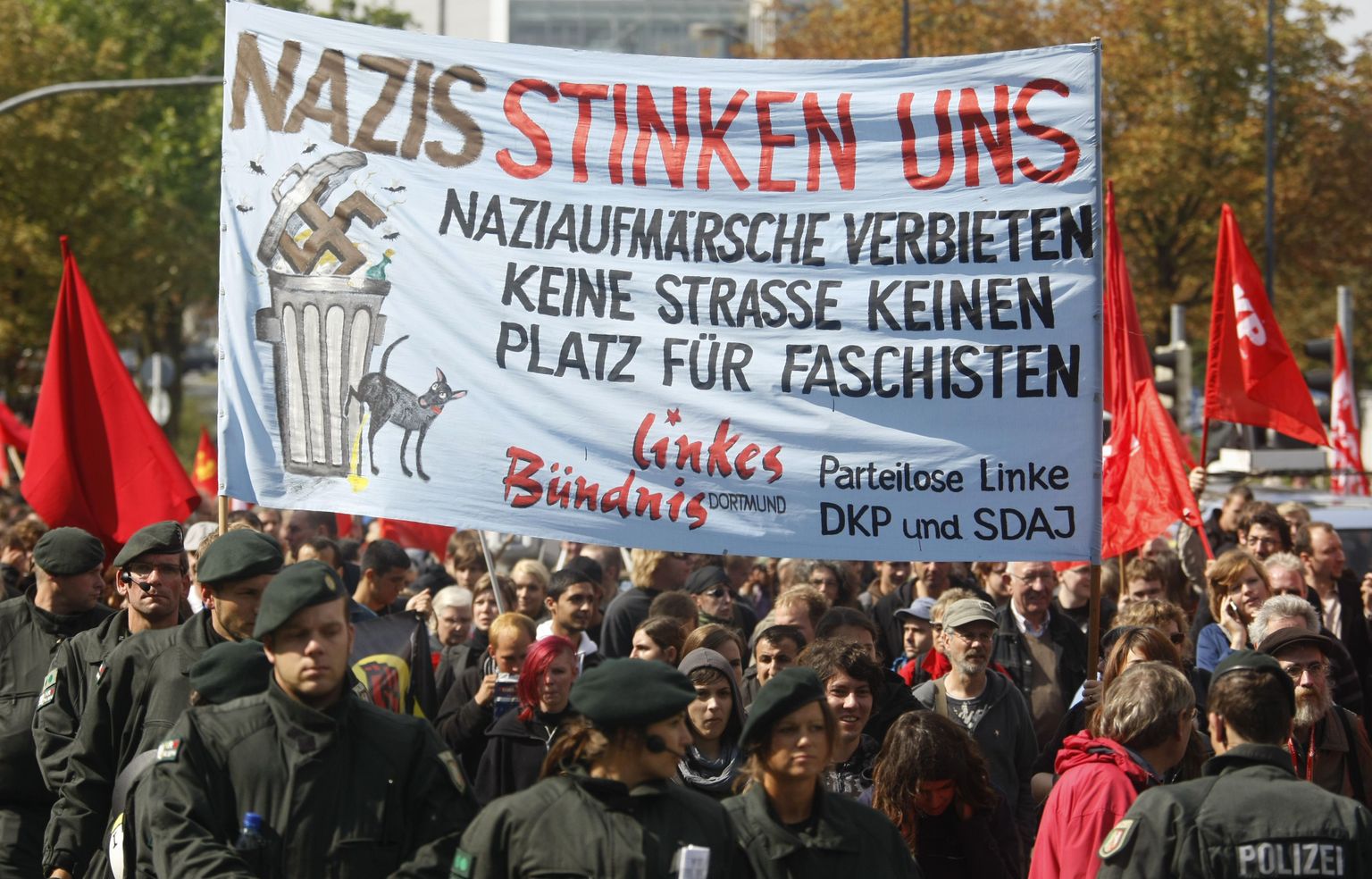 Митинг неонацистов в Германии