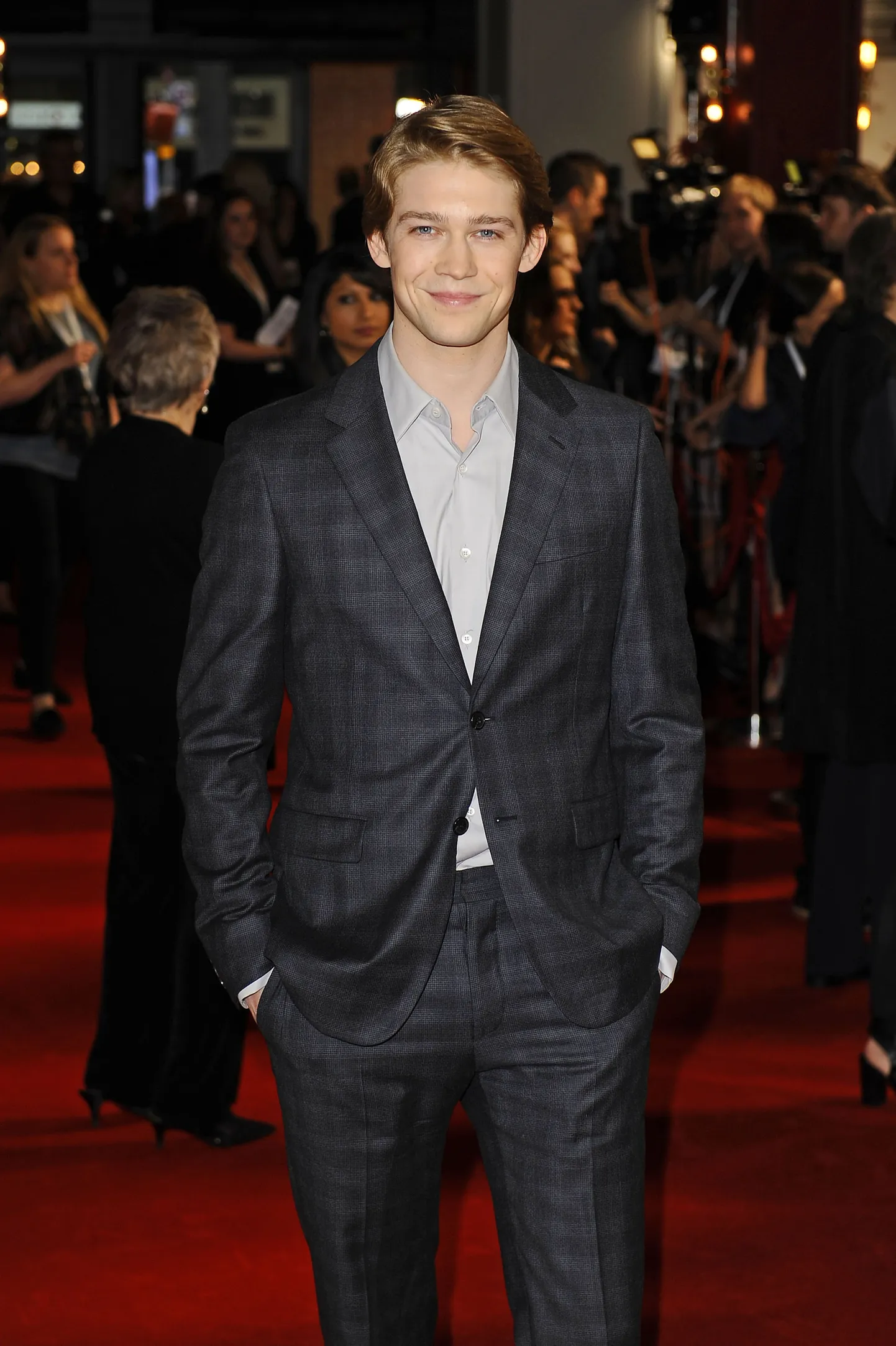 LONDON - Joe Alwyn