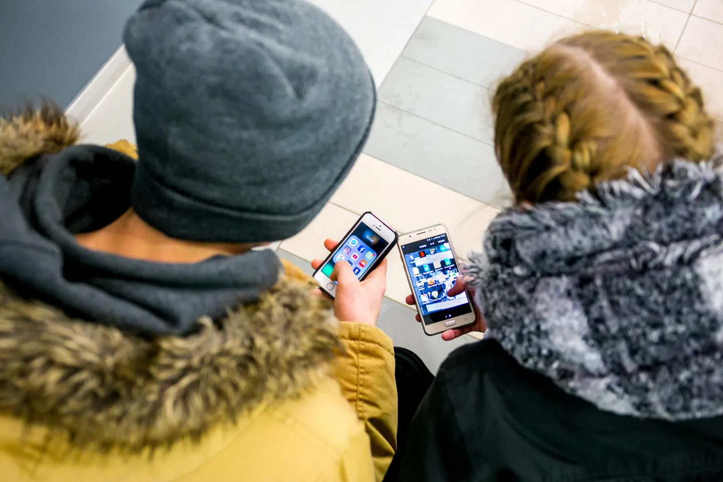 “PISA 2019” uuring näitas, et kuue aastaga – aastatel 2012 kuni 2018 – suurenes OECD riikides õpilaste internetikasutamine väljaspool kooli keskmiselt üheksa tundi nädalas, kirjutab Tallinna Ülikooli haridusteaduste instituudi pedagoogilise nõustamise dotsent Riin Seema.
