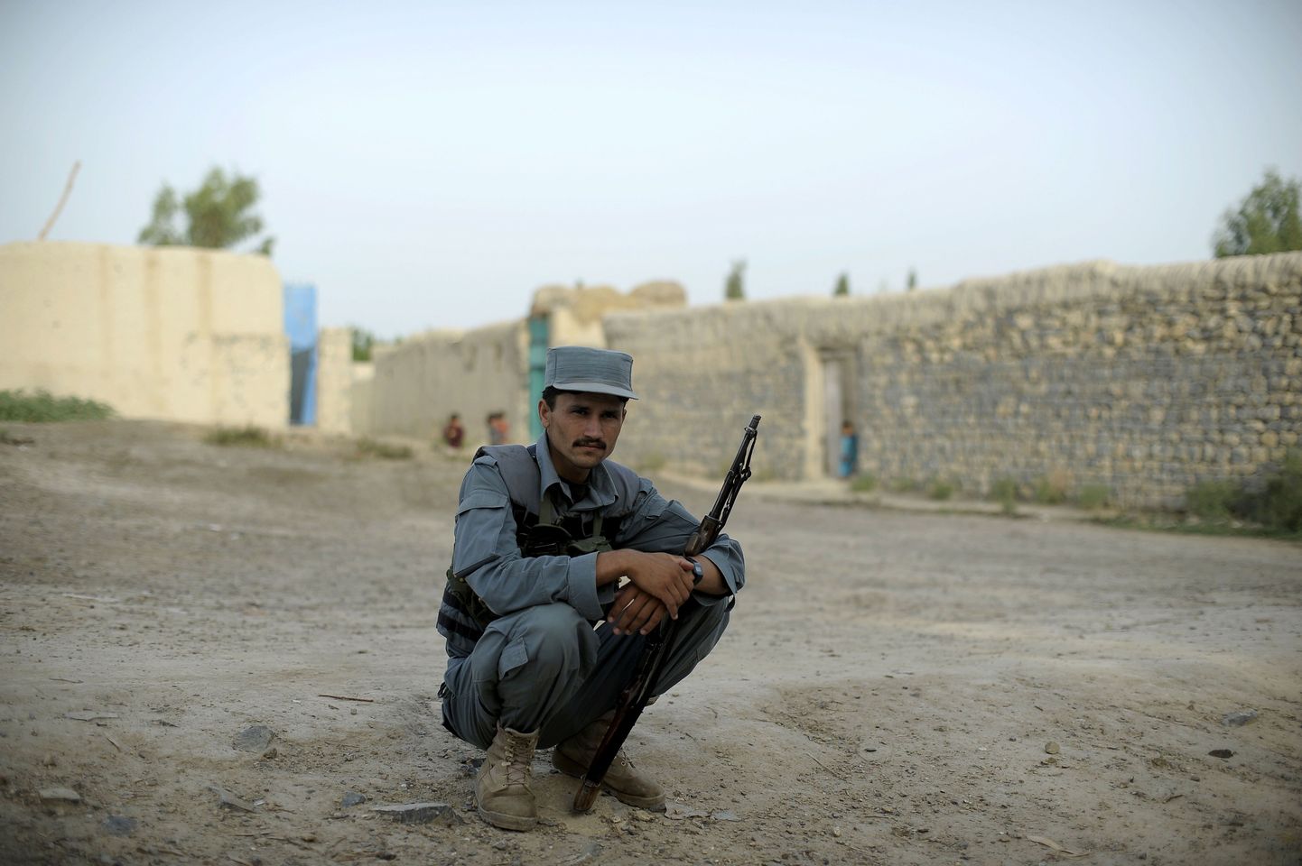 Afganistani politseinik Khosti provintsis