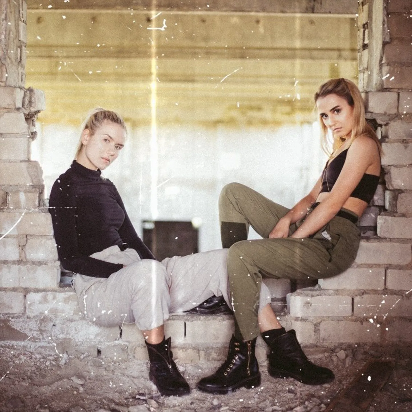Naisräpparite duo Hoax annab Intsikurmu talifestivalil viimase kontserdi.