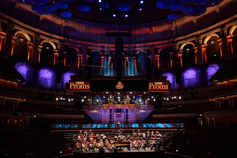 Eesti Festivaliorkester BBC Promsil. Hetk proovist.