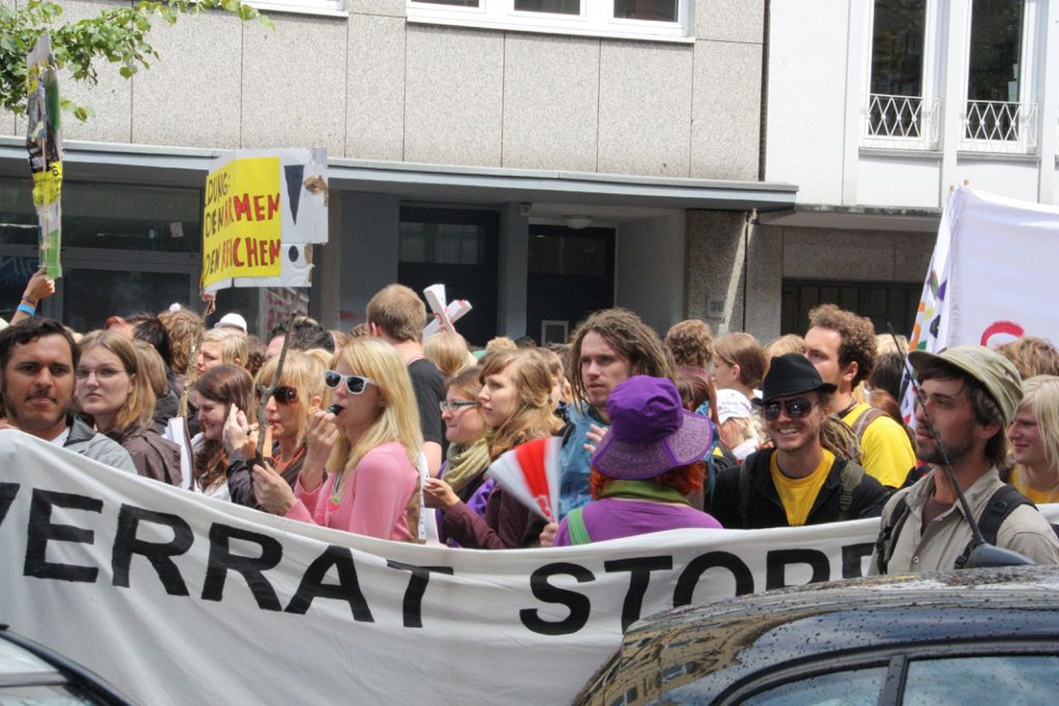 Tudengite meeleavaldus Düsseldorfis.