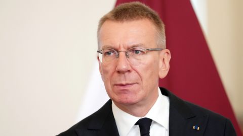 "Ja esošā valdība nevar strādāt, jādod vieta citiem." Rinkēvičs aicina politiķus pievērst uzmanību nozīmīgiem jautājumiem