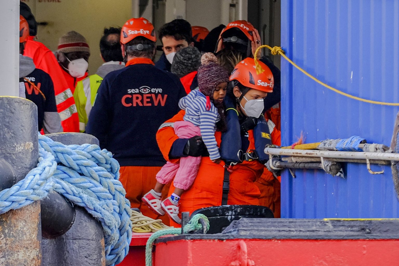 Vahemerel päästetud migrandid saabumas Itaaliasse. Foto on illustratiivne.