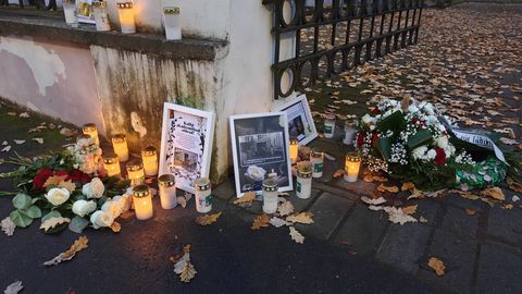 PILDID ⟩ Korporandid meenutasid kalmuküünaldega aasta tagust õllekatastroofi