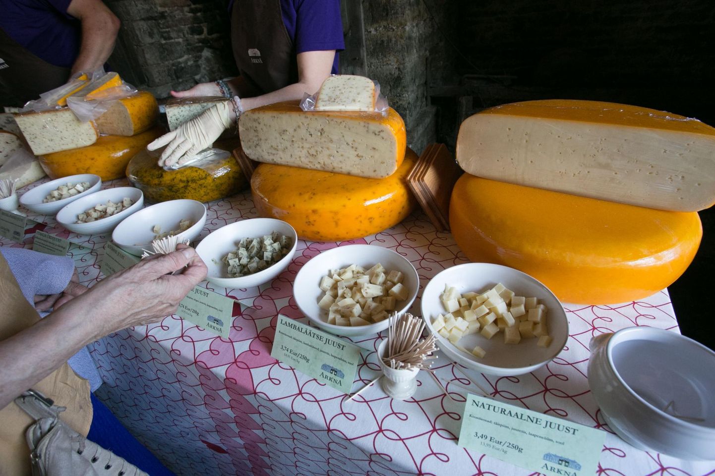 Arkna mõis kutsub 18. augustil juustufestivalile, kus saab mekkida Eesti väikemeiereide toodangut.