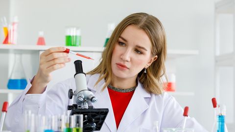 Noore laboriteadlase müstiline surm Siberis: ligi 200 inimest pandi karantiini