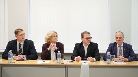 Partiju reitings: lielāko kritumu piedzīvo Nacionālā apvienība