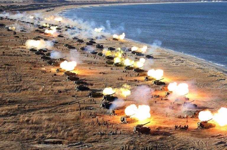 Põhja-Korea suurtükiväe õppused. / Scanpix