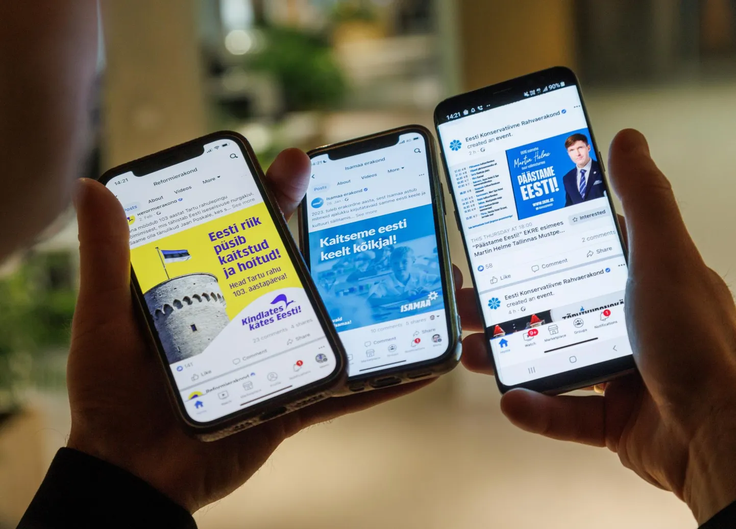 Erakondade reklaamid Facebookis. Pilt on illustratiivne.
