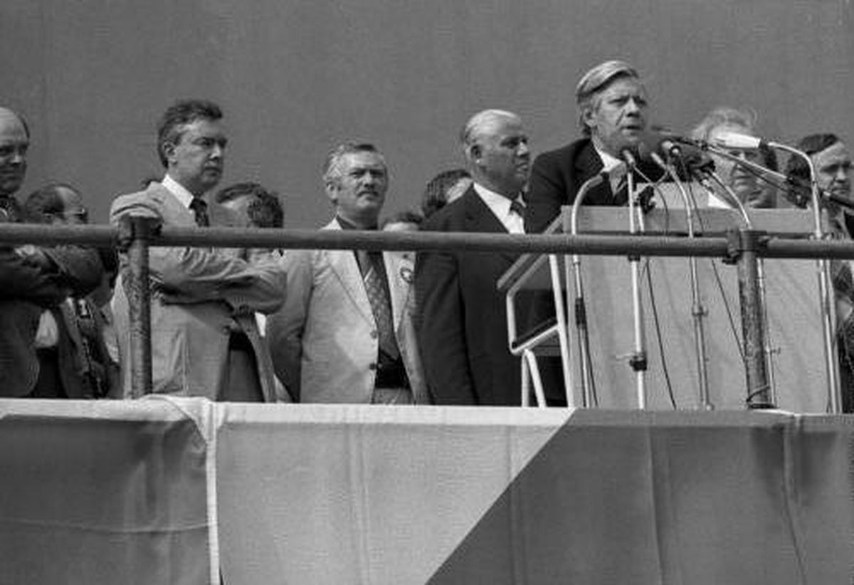 Открытие европейской избирательной кампании социал-демократов Германии 20 мая 1979 года в Нюрнберге.