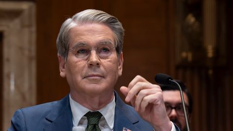 ASV nosaka sankcijas Ķīnas uzņēmumam par darījumiem ar Irānu