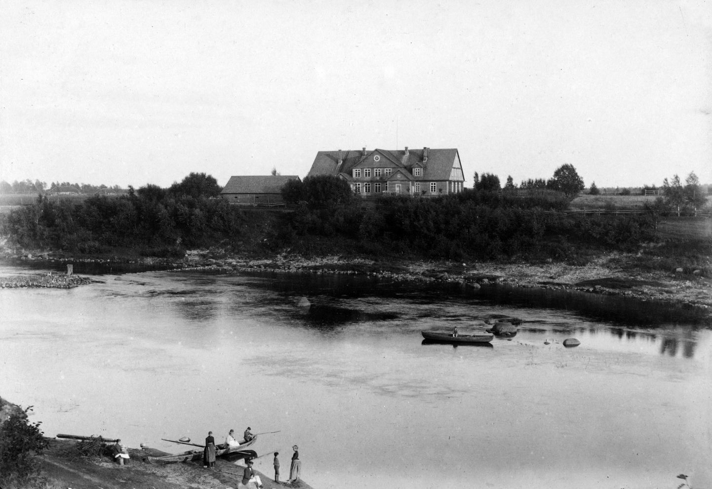 Tori kihelkonnakool, pildistatud 1886.