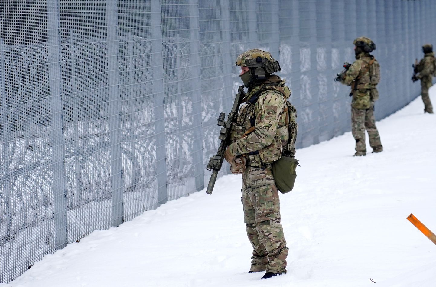 На границе Латвии и Беларуси после зимнего перерыва вновь участились попытки незаконного пересечения.