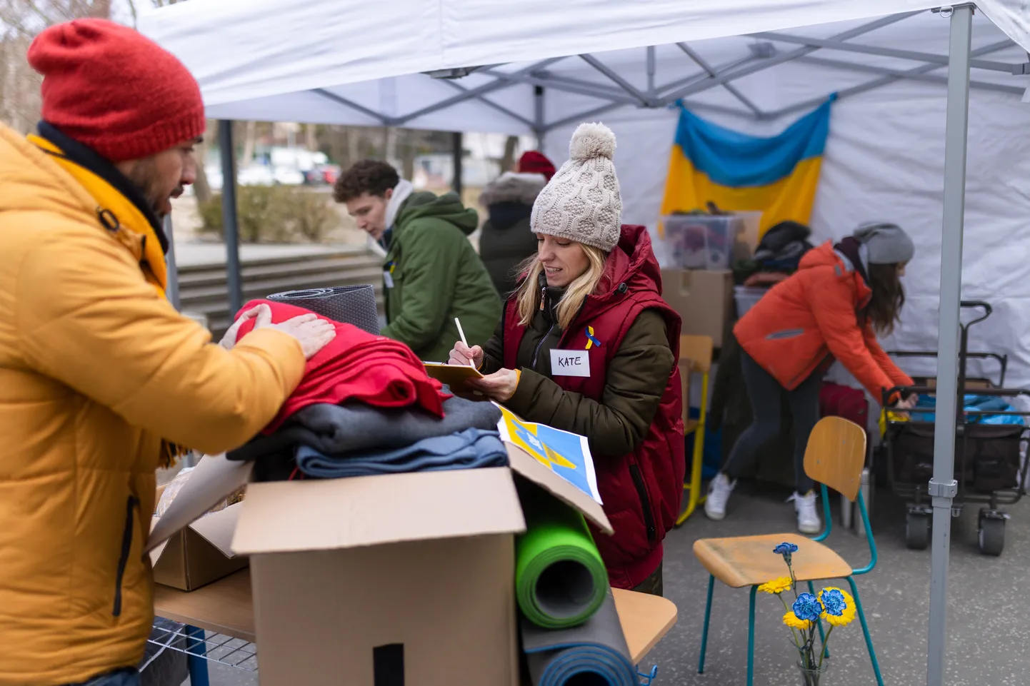 Сколько жителей Латвии сделали пожертвования в поддержку Украины