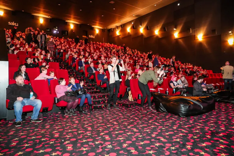 Seikluskomöödia “Sangarid” meeleolukas esilinastus Apollo Kino Solarises