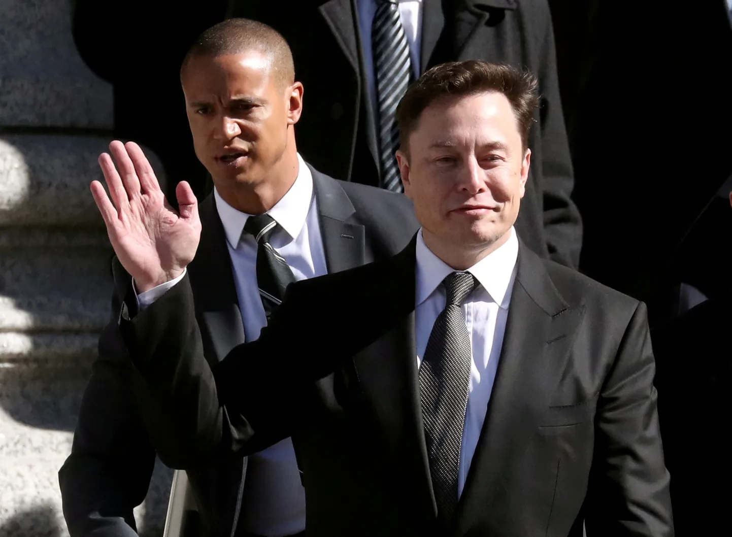 Elon Musk püüab kaubelda alla India autoimpordimakse