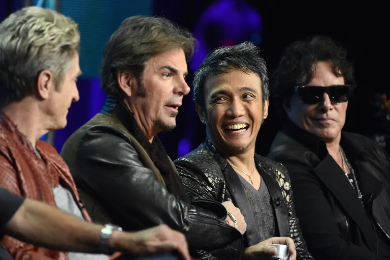 Journey liikmed Ross Valory, Jonathan Cain, Arnel Pineda ja Neal Schon.