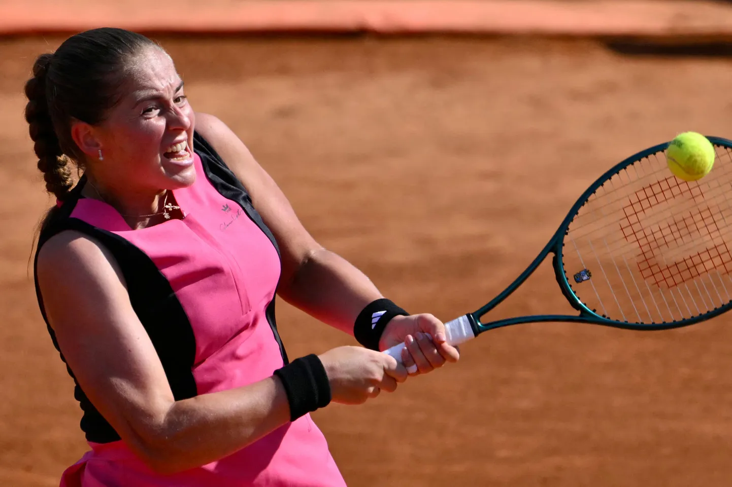Aļona Ostapenko
