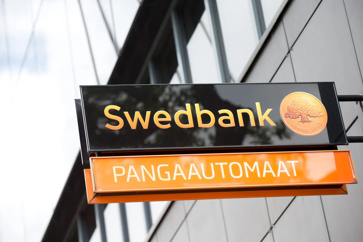 Swedbank.