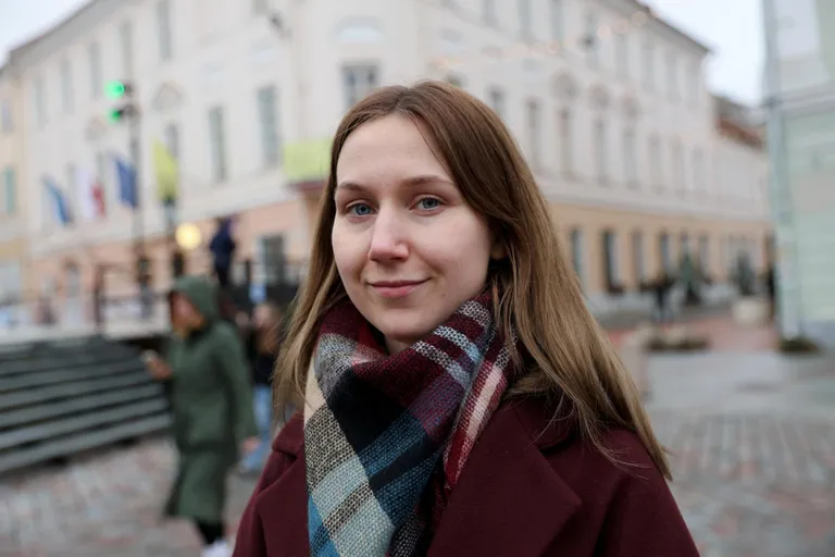 Liina Maurer (Parempoolsed)