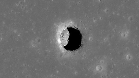 Kuu pealt leitud auk pakub teadlastele erakordset huvi – loe miks