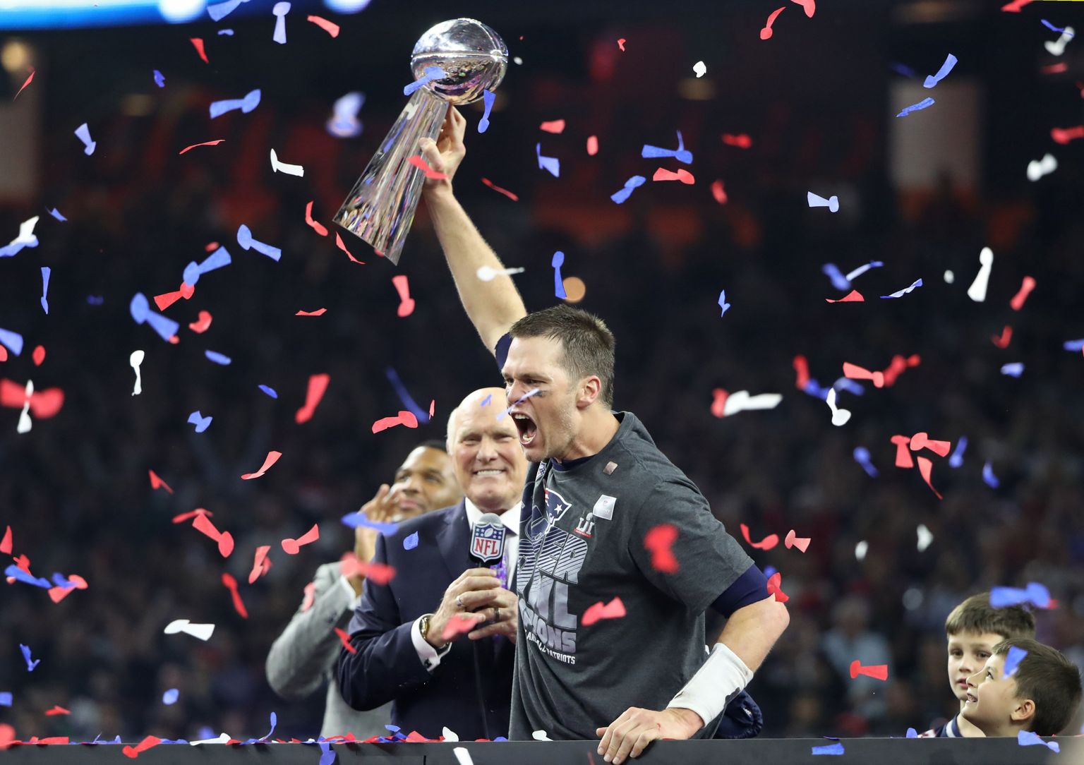 New England Patriotsi mängujuht Tom Brady rõõmustas karjääri viienda Super Bowli võidu üle.