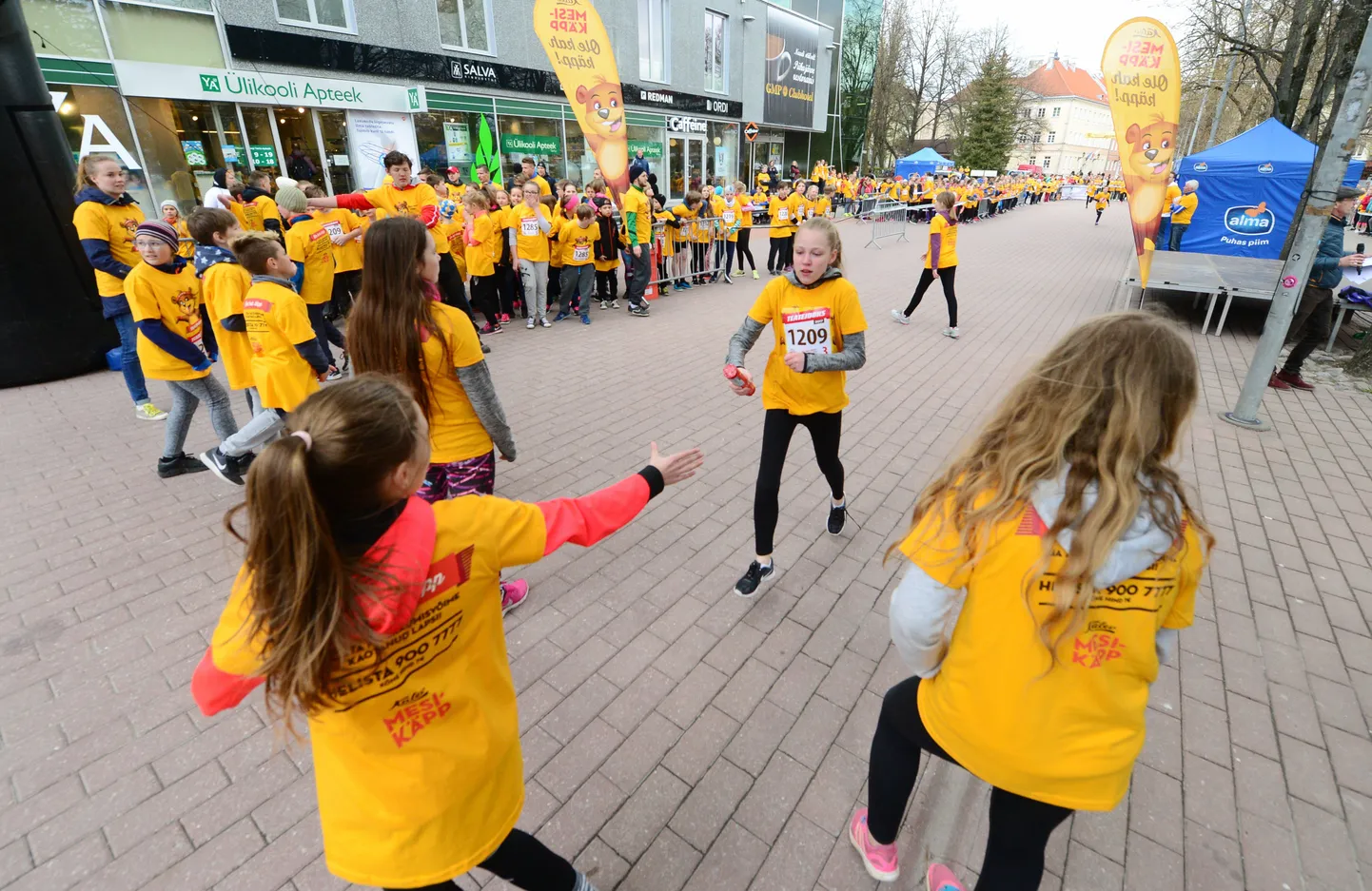 Heategevuslik teatejooks Tartus.