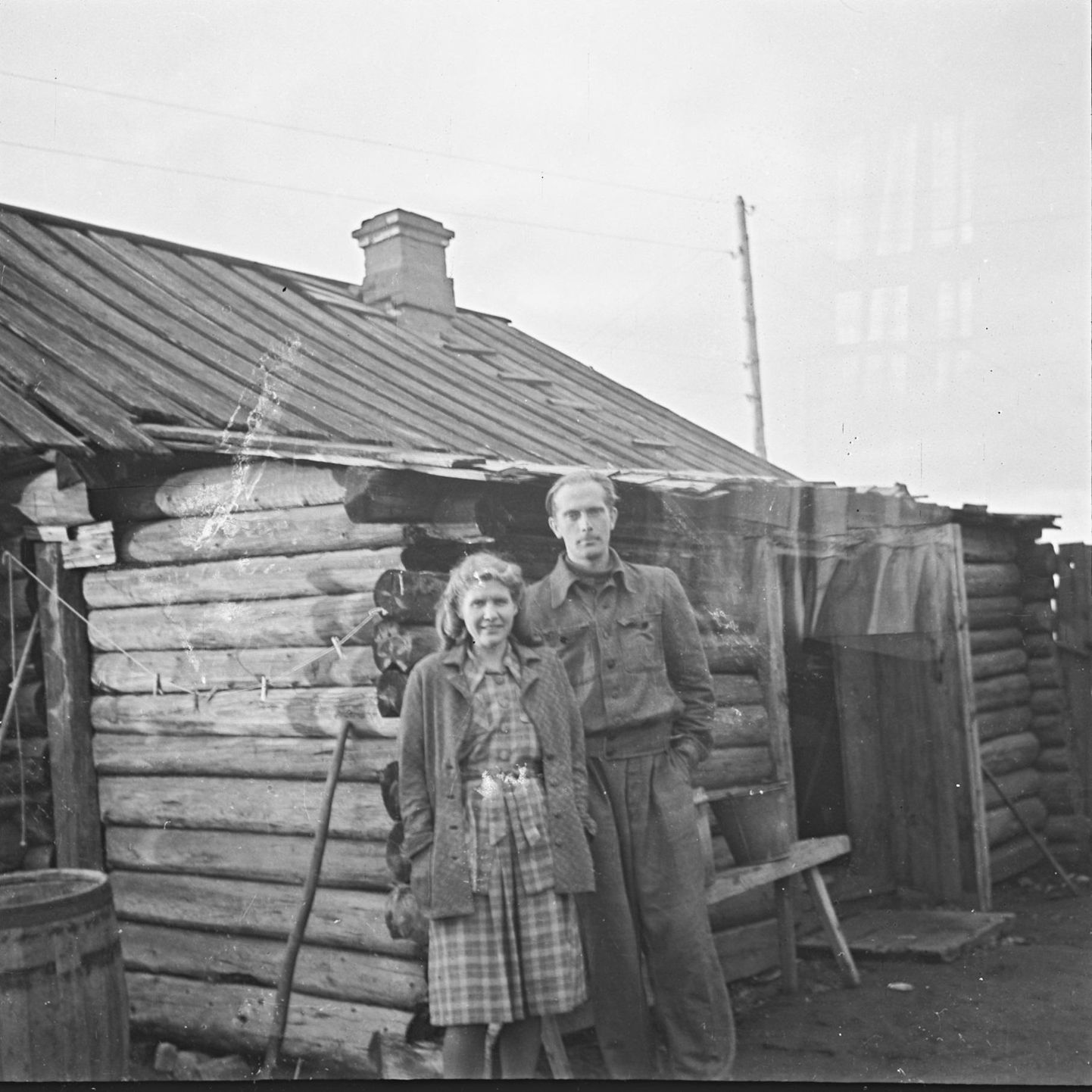 Jaan Kross ja Helga Roos Siberis asumisel.