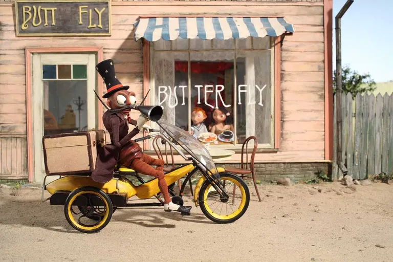 Maestro Cucaracha ja tema jalgratas filmis «Kapten Morten lollide laeval».