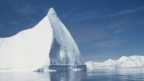 ЧТО ТЕПЕРЬ БУДЕТ? ⟩ Айсберг размером с Лондон откололся от ледника в Антарктиде