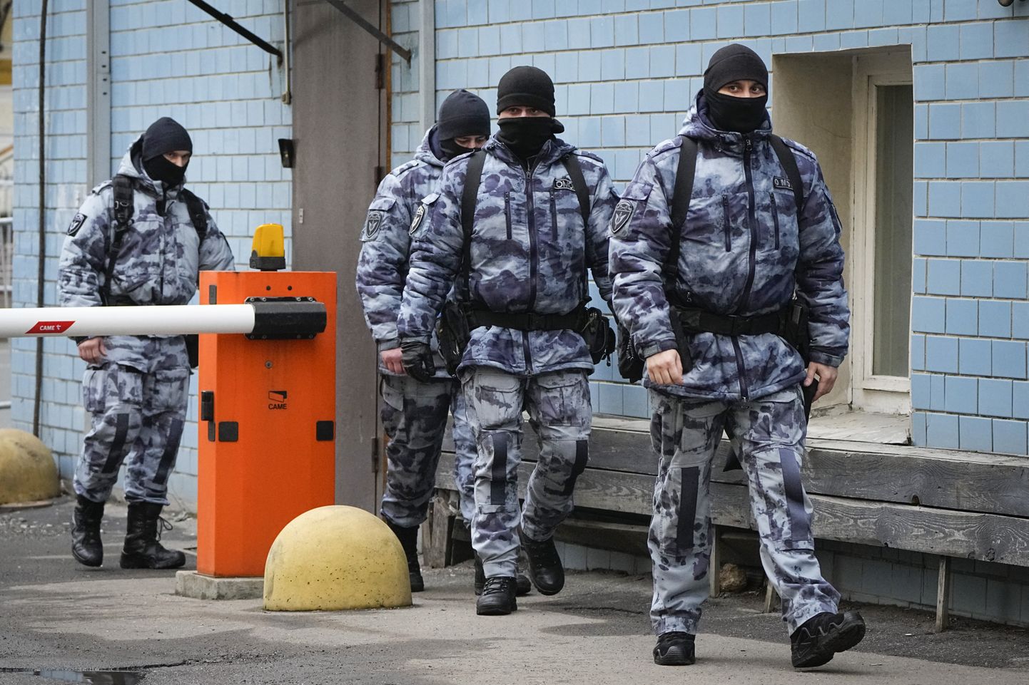 Vene politseinikud. Moskva terrorirünnaku järel.